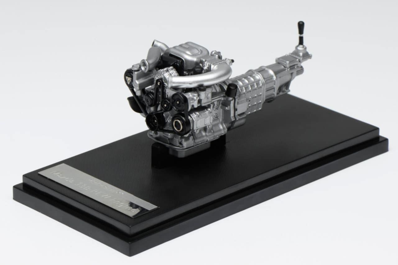 プラモデル　MAZDA ROTARY ENGINE Mazda 13B Rotary Engine 1/5th Scale Model by Aoshima