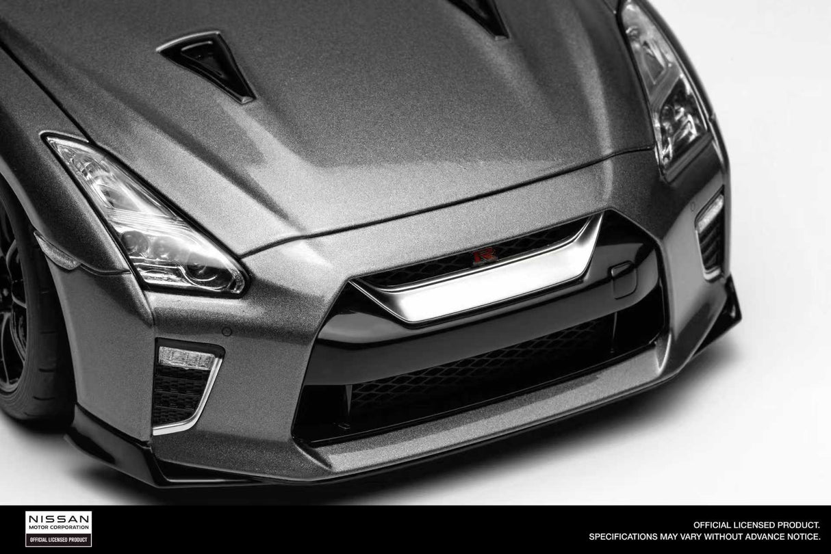 *PREORDER* MotorHelix 1:18 Nissan Skyline GT-R Customized Version in Metallic Gray