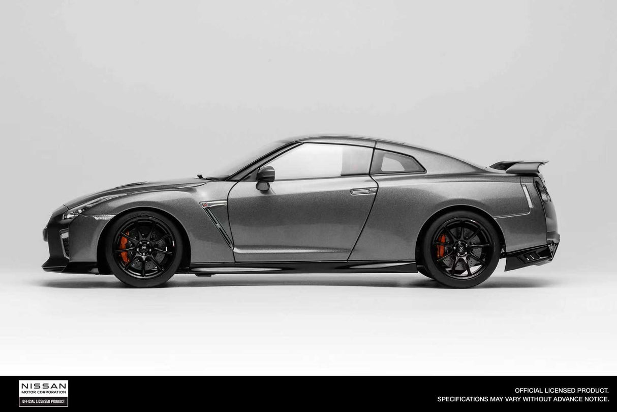 *PREORDER* MotorHelix 1:18 Nissan Skyline GT-R Customized Version in Metallic Gray