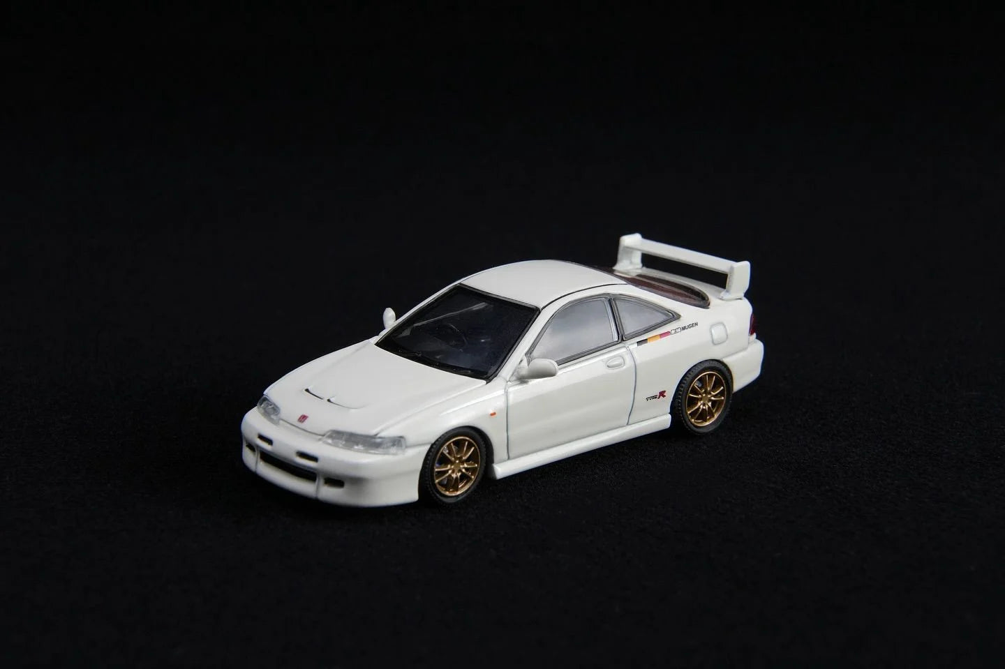 motorhelix_1_64_diecast_model_