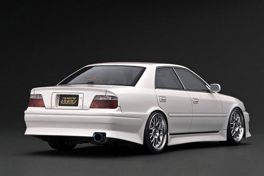 Ignition Model 1:18 Toyota Chaser (JZX100) VERTEX in Pearl White
