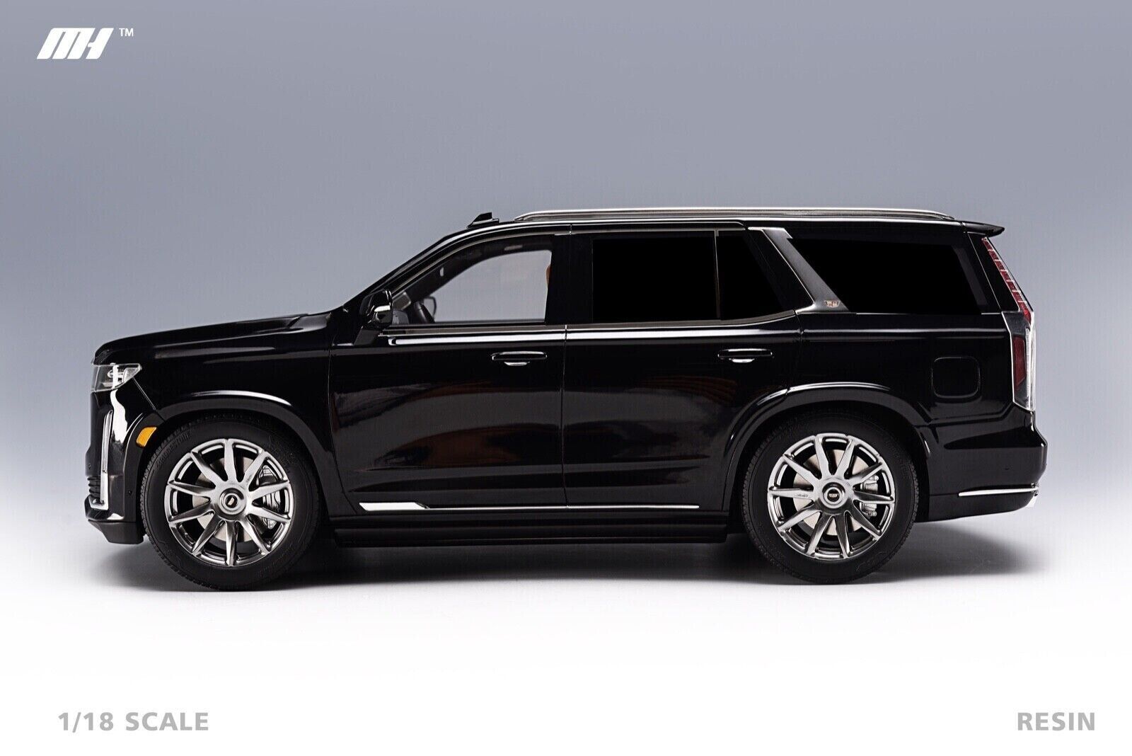 ミニカー HOT WHEELS 1/18 CADILLAC ESCALADE 818j-IPWNbL._UF894,1000_QL80_.jpg