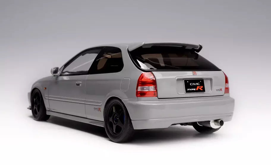 MotorHelix 1:18 Honda Civic Type-R Late Version (EK9) in Nardo Gray