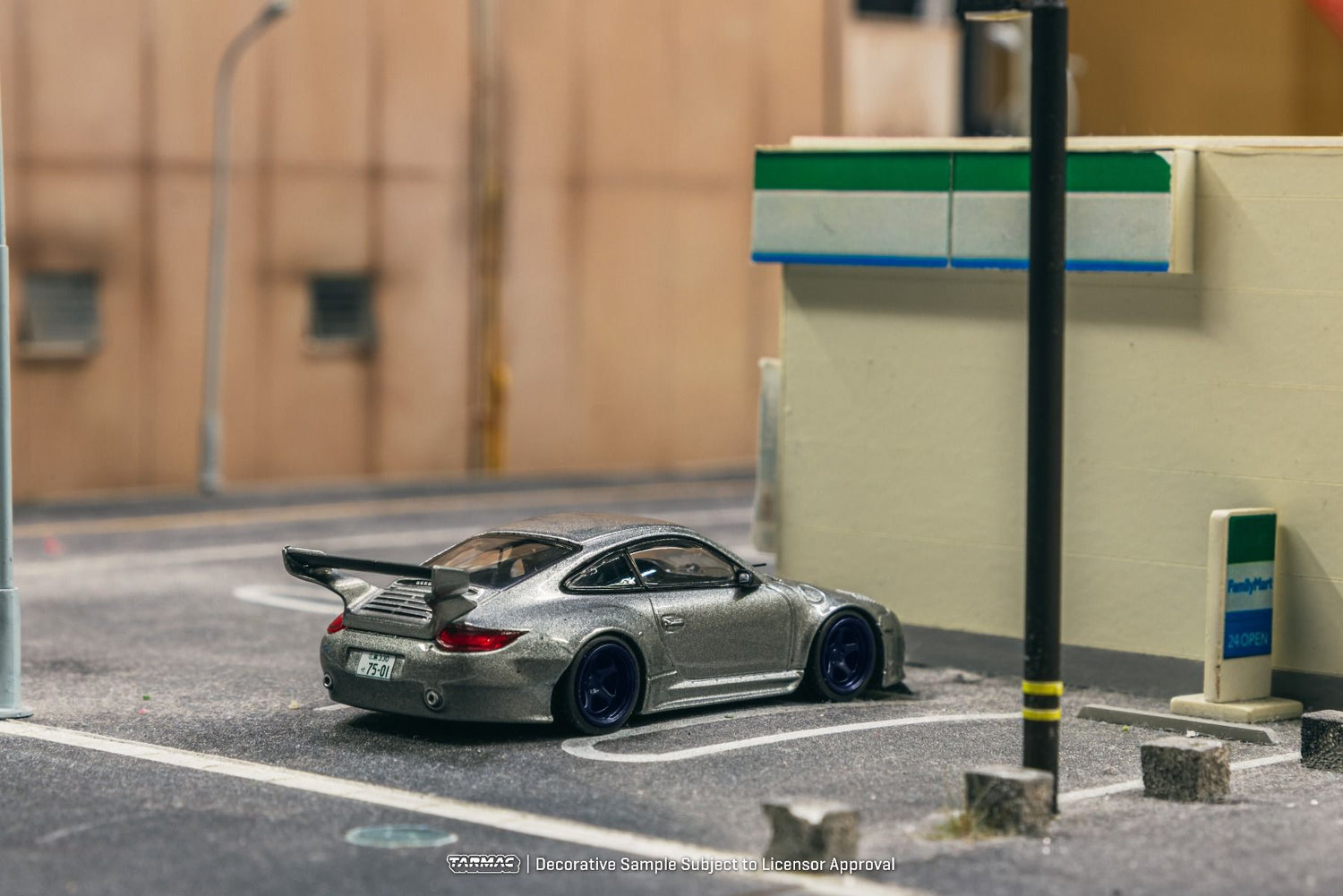 Tarmac Works 1/64 Porsche 997 (911) Old New in Gray Metallic