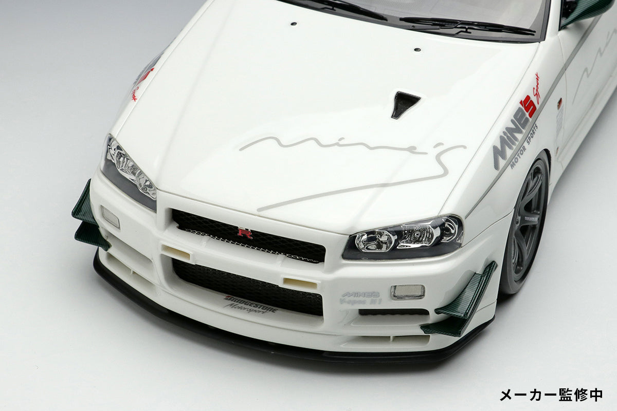 Make Up Co., Ltd / IDEA 1:18 Nissan Skyline GT-R (BNR34