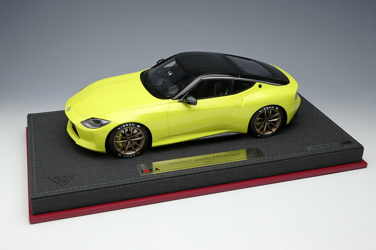Make Up Co., Ltd / IDEA 1:18 Nissan Fairlady Z Prototype