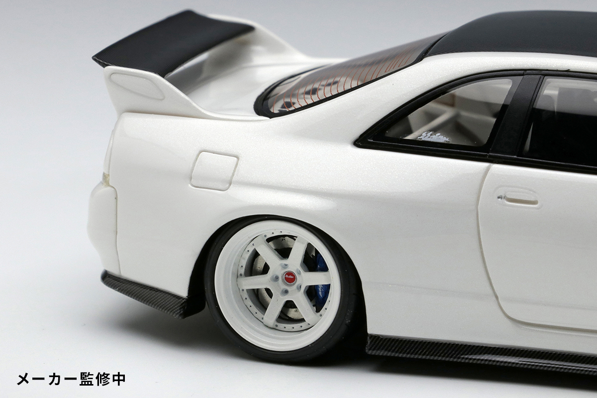 Make Up Co., Ltd / Eidolon 1:43 Nissan Skyline Garage Active
