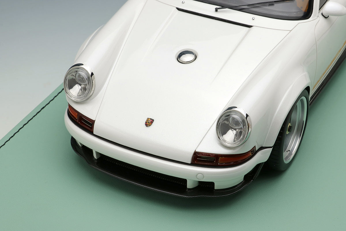 ミニカー　1/18 Singer 911 DLS(パールホワイト×バーガンディ) [EML018K] アイドロン EML018L 1/18 シンガー 911 DLS 2023 ガルフブルー