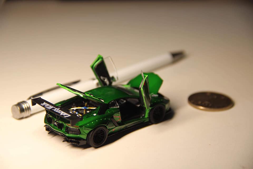 PGM 限定版 LP700-4 メタリックグリーン Lamborghini Aventador LP700 Liberty Walk Metallic Green
