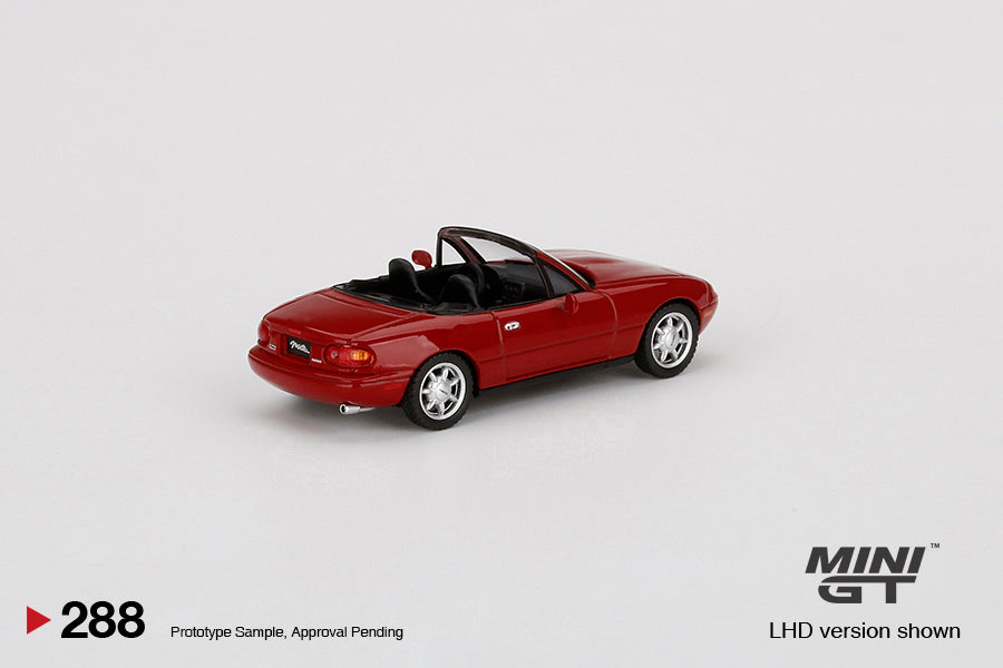 MINIGT 1:64 Mazda Miata MX-5 (NA) Classic Red LHD Version – Model