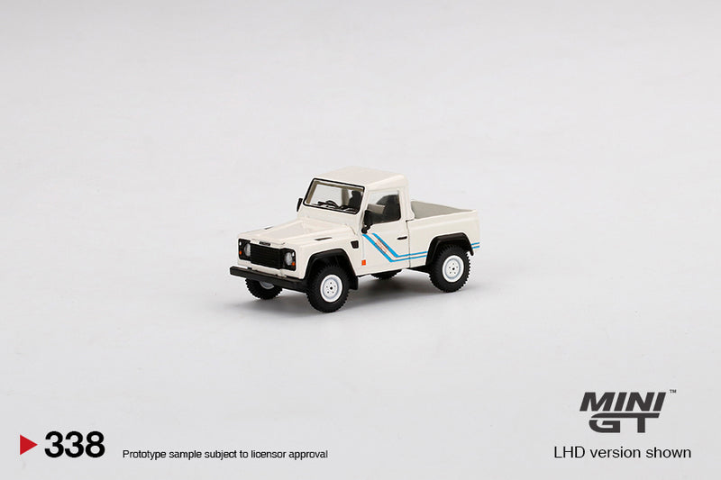 MINIGT 1:64 Land Rover Defender 90 Pickup in White