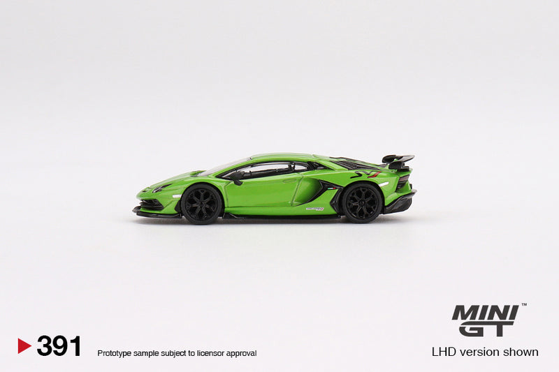 MINIGT 1:64 Lamborghini Aventador SVJ in Verde Mantis
