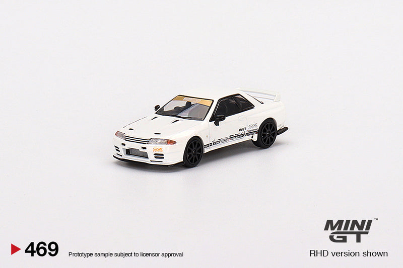 MINIGT 1:64 Nissan Skyline GT-R Top-Secret VR32 in White