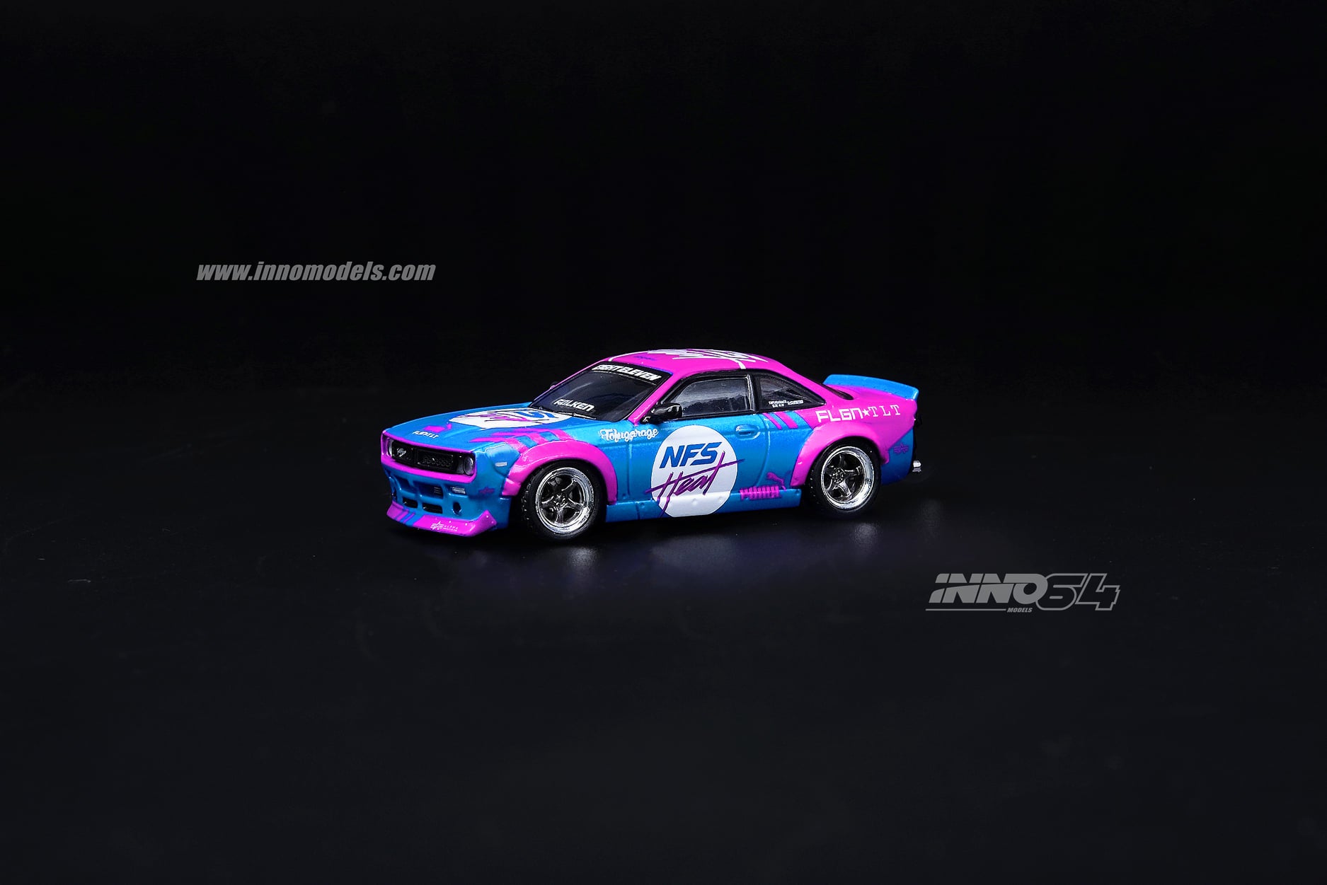 INNO NISSAN SILVIA BOSS “ROCKET BUNNY 1/64 INNO MODEL NISSAN SILVIA S14 ROCKET BUNNY BOSS Tomonori