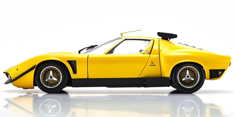 Kyosho 1:18 Lamborghini Miura SV in Yellow with Gold Accents