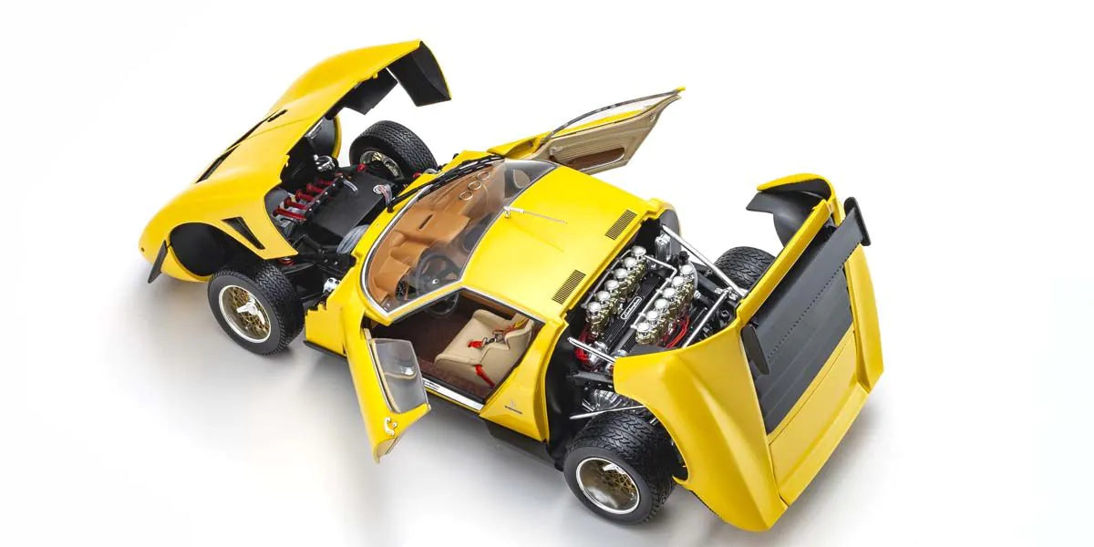 Lamborghini Miura SV ミニカー 1/18 シルバー Kyosho 1:18 Lamborghini Miura SV in Yellow with Gold Accents