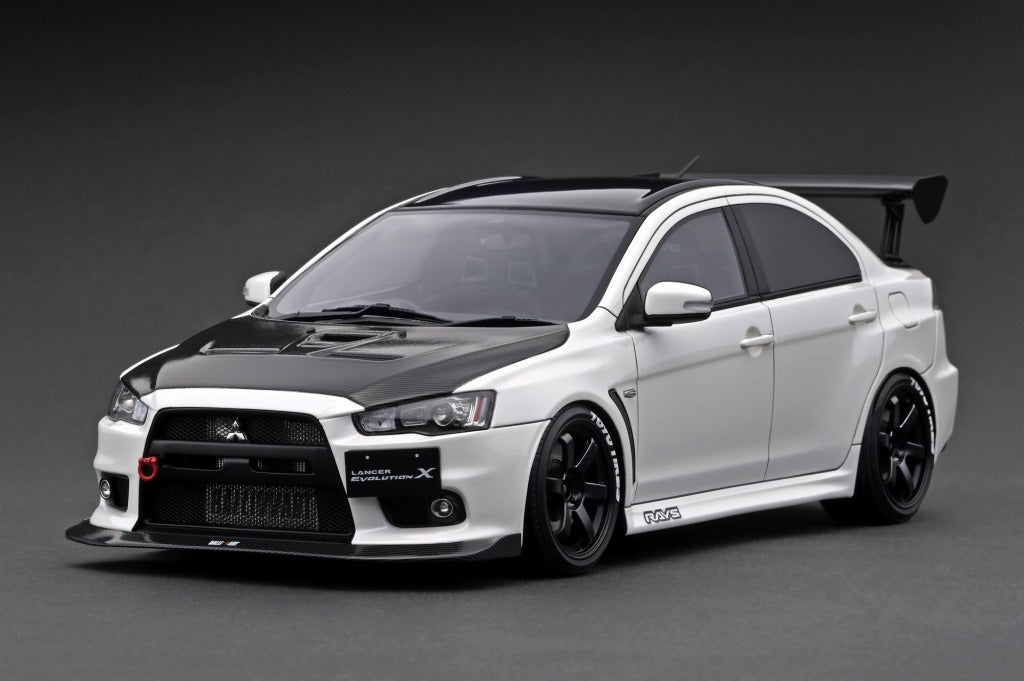 Ignition Model 1:18 Mitsubishi Lancer Evolution X (CZ4A) White