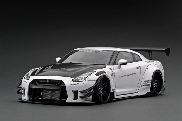 Ignition Model 1:18 Nissan Skyline GT-R R35 Type 2 Liberty Walk in White