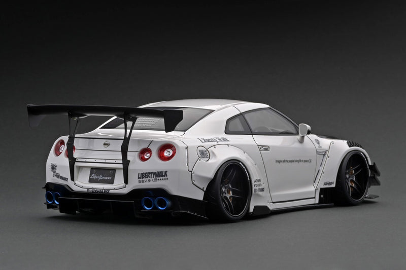 Ignition Model 1:18 Nissan Skyline GT-R R35 Type 2 Liberty Walk in White
