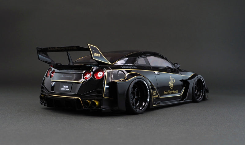 Ignition Model 1:18 Nissan GT-R GT 35GT-RR LB Works Silhouette in JPS Black