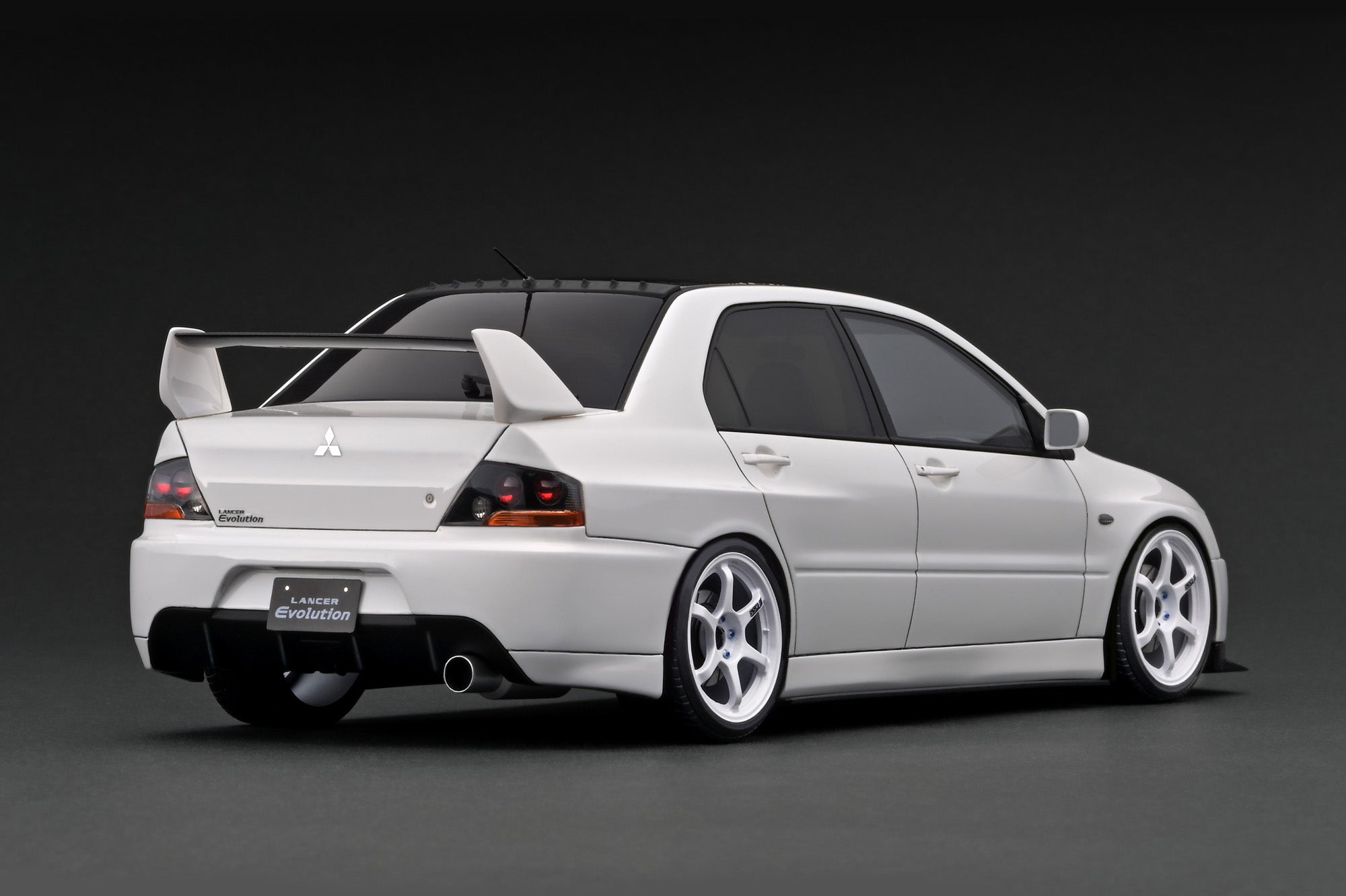 1/18 Lancer Evolution IX (CT9A) エンジン付 1/18 Ignition Model Mitsubishi Lancer Evolution IX (CT9A