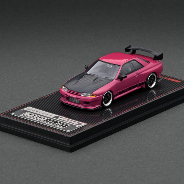 Ignition Model 1:18 Nissan Skyline GT-R (VR32) in White