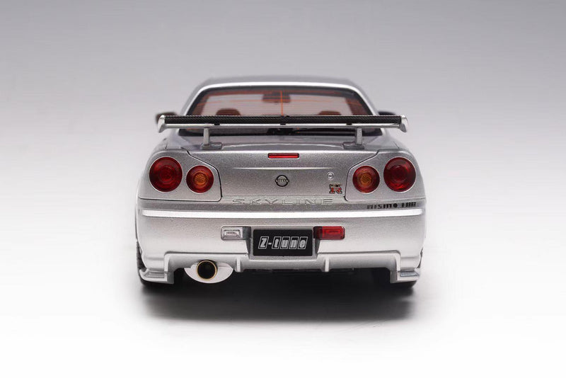 MOTORHELIX 1:18 Nissan Skyline GT-R (R34) Z-Tune in Silver