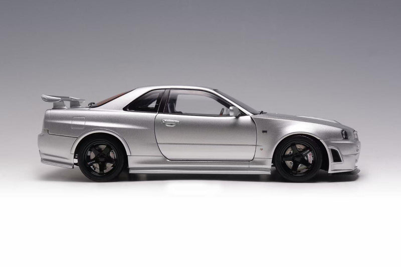MOTORHELIX 1:18 Nissan Skyline GT-R (R34) Z-Tune in Silver