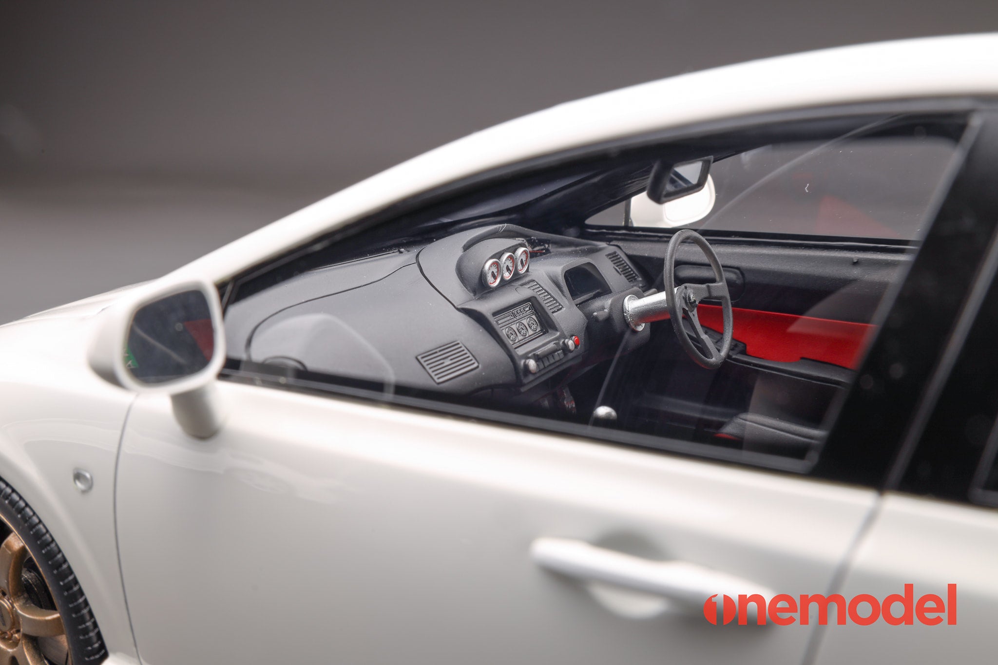 絶版onemodel シビックTYPE R FD2 1/18 ミニカー　無限 One Model 1:18 Honda Civic Type-R FD2 Mugen Late Version in White