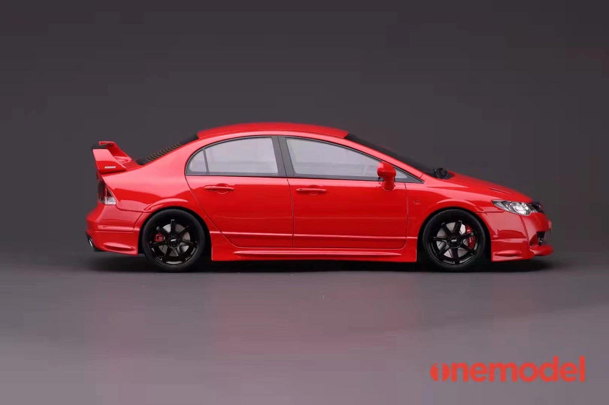 新しいスタイル Honda 1:18 Model One Civic Red in Mugen FD2 Type-R BBR