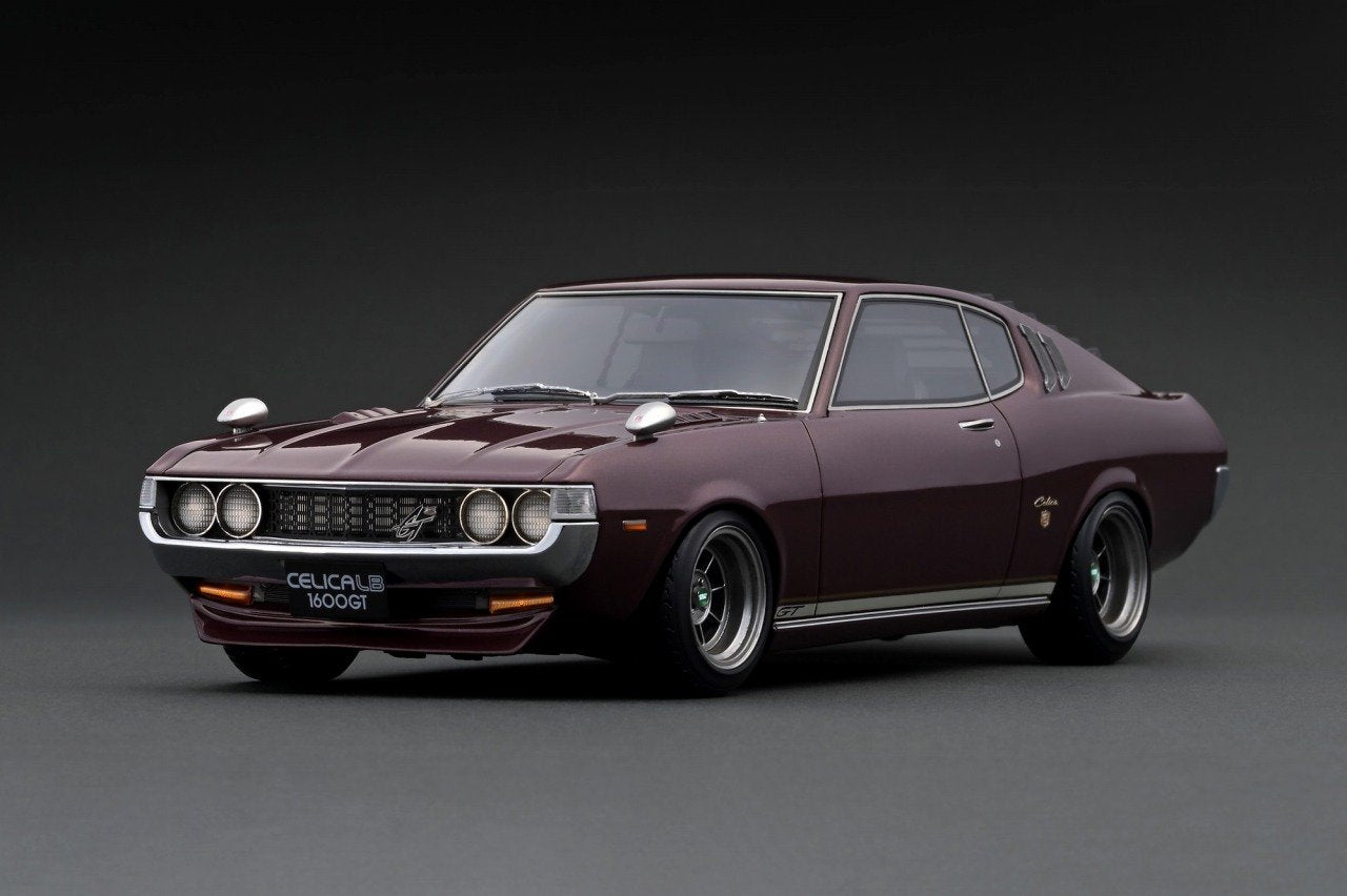 Ignition Model 1:18 Toyota Celica 1600GT LB (TA27) in Purple