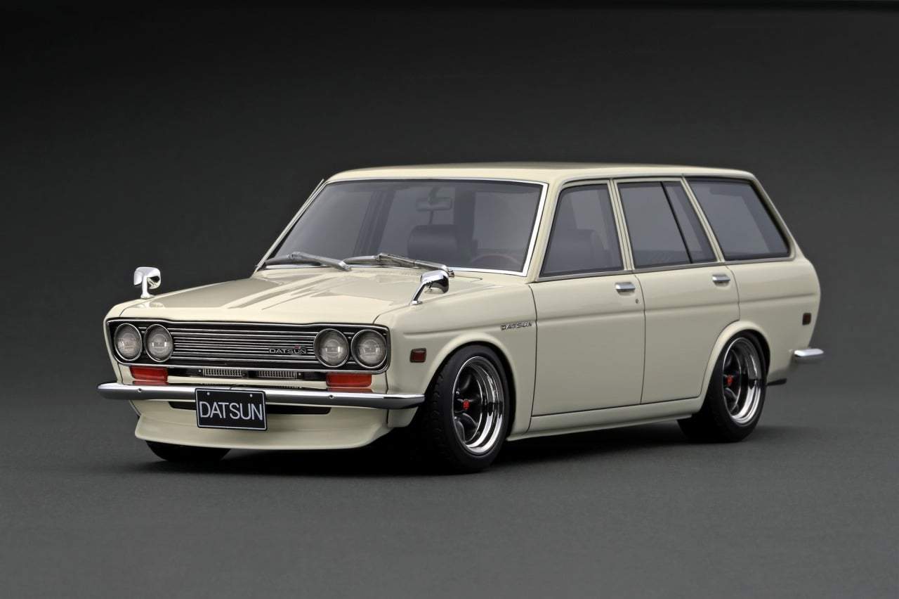 Ignition Model 1:18 Datsun Bluebired (510) Wagon in White – Model