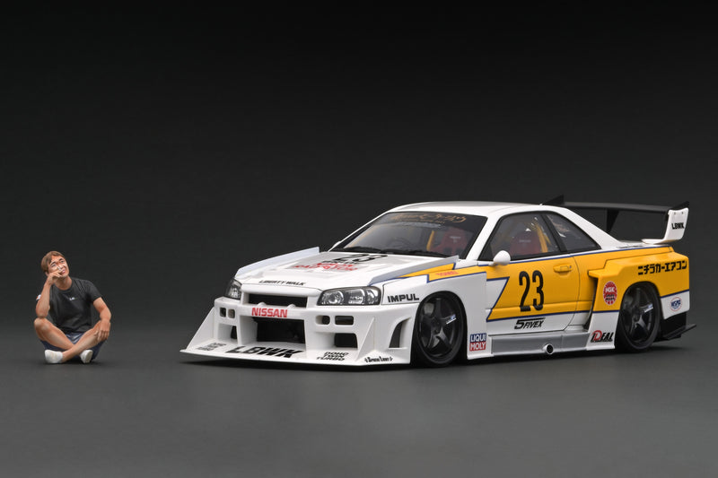 Ignition Model 1:18 Nissan Skyline (ER34) Super Silhouette LBWK in White and Yellow with Mr. Kato Figure
