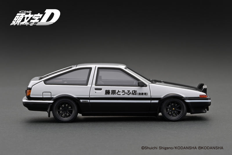 Ignition Model 1:43 Toyota Sprinter Trueno 3Dr GT Apex (AE86) Initial D in White / Black with Takumi Fujiwara Figure