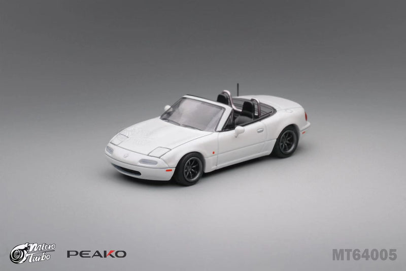 Peako Models / Micro Turbo 1:64 Mazda EUNOS Roadster NA Customized Version in White with Pop Up Headlights