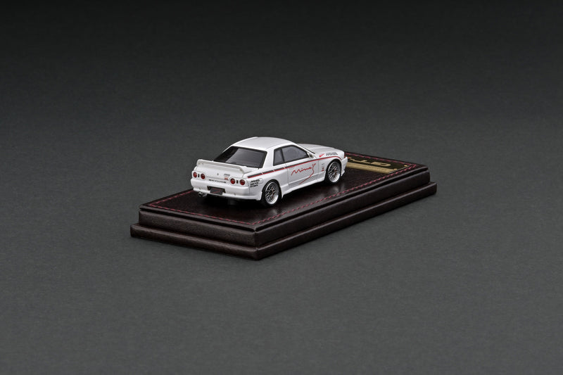 Ignition Model 1:64 Nissan Skyline GT-R (R32) MINE'S in White