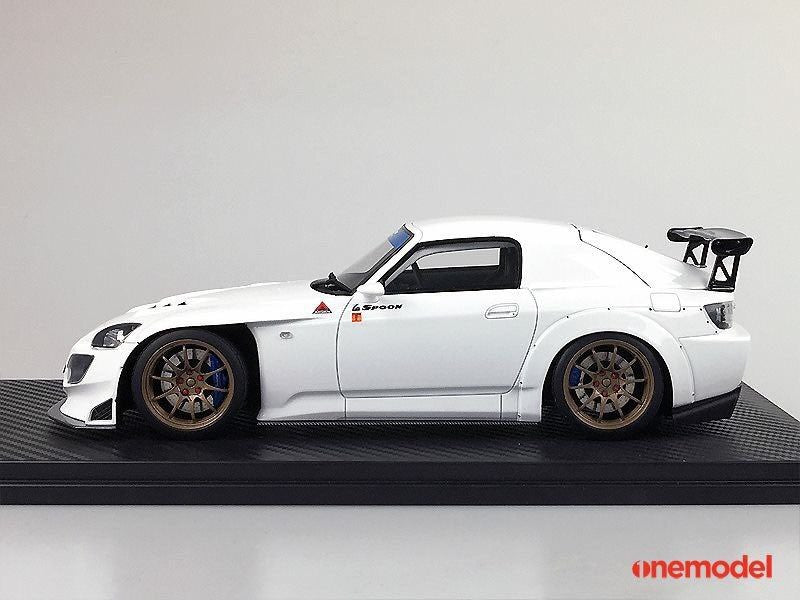 One Model 1:18 Honda AP1 S2000 Spoon Sports Street Version in Grad Prix White and Bronze Wheel