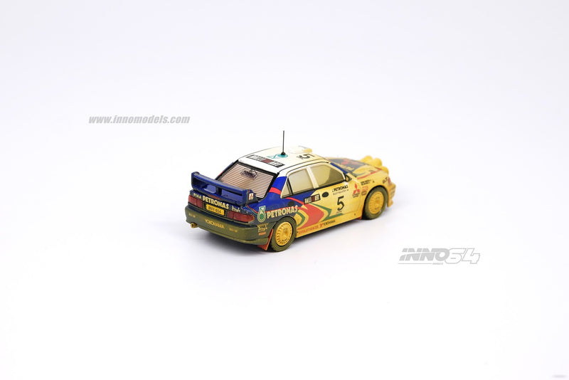 INNO64 1:64 Mitsubishi EVO III Rally Edition with Mud Malaysia Diecast Expo 2022 Event Edition