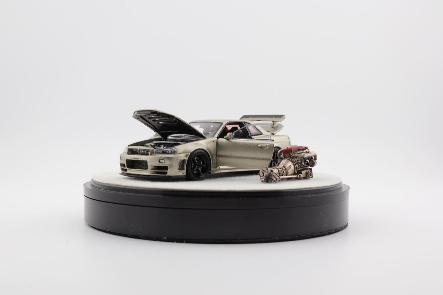 PGM Models & One Model 1:64 Nissan Skyline Z-Tune in Millennium Jade Luxury Version
