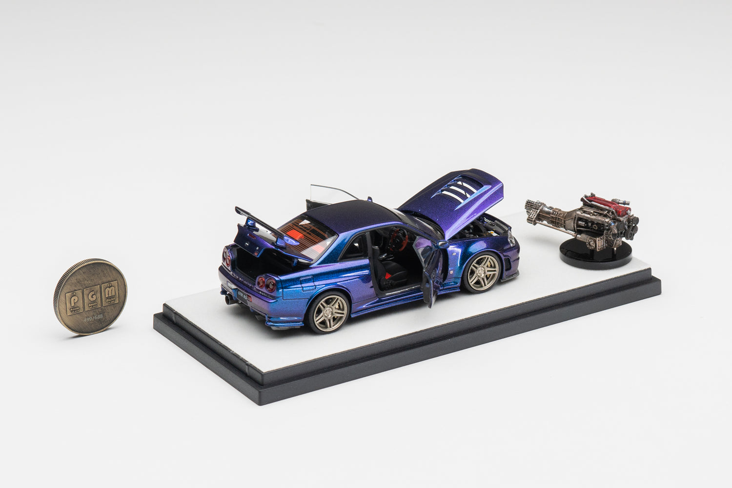 PGM Models & One Model 1:43 Nissan Skyline Z-Tune in Chameleon Ordinary Version