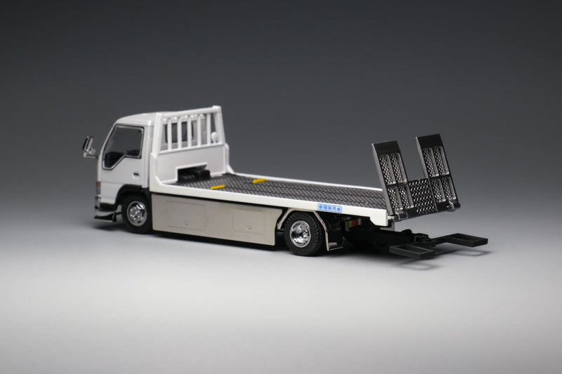 Peako Model x YES Model Flatbed Tow Truck in White V2