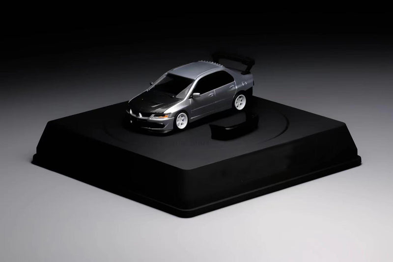 Peako Models 1:64 Mitsubishi 2006 Lancer Evolution VIII in
