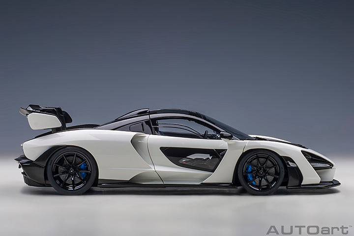 PREORDER* AUTOart 1:18 McLaren Senna in Vison Pure White – Model