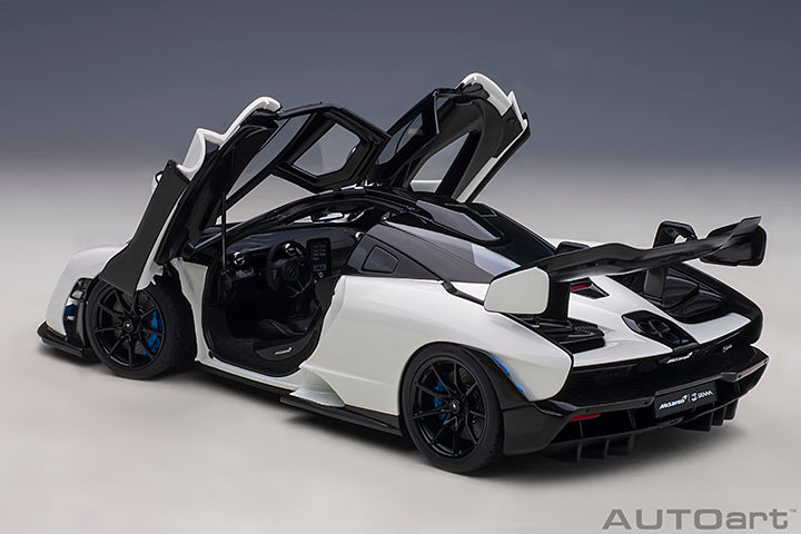 PREORDER* AUTOart 1:18 McLaren Senna in Vison Pure White – Model