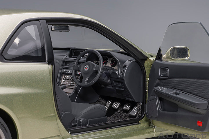 AUTOart 1:18 Nissan Skyline GT-R (R34) V-Spec II 