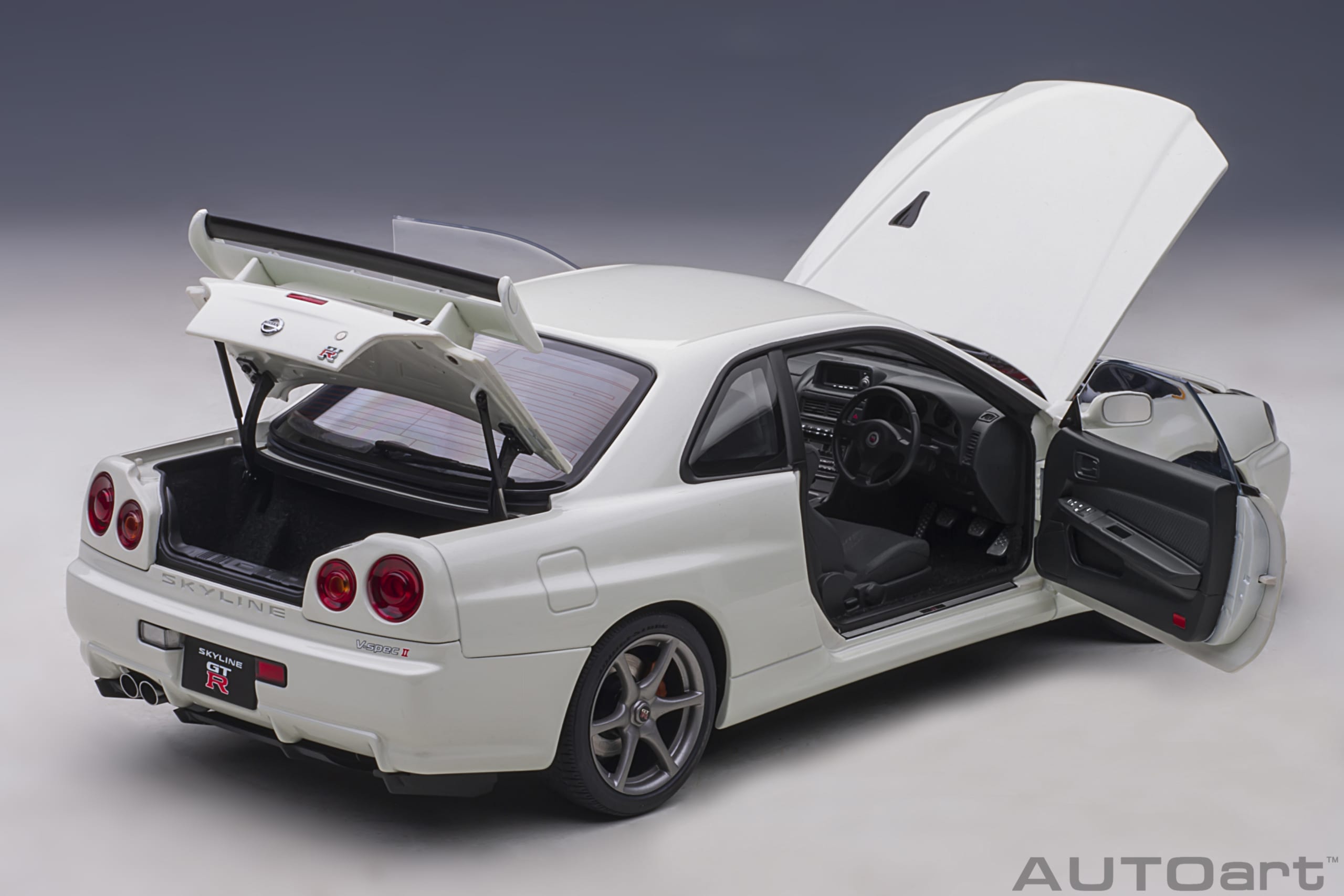 1:64 Mini GT #341 Nissan Skyline GT-R (R34) V-Spec II