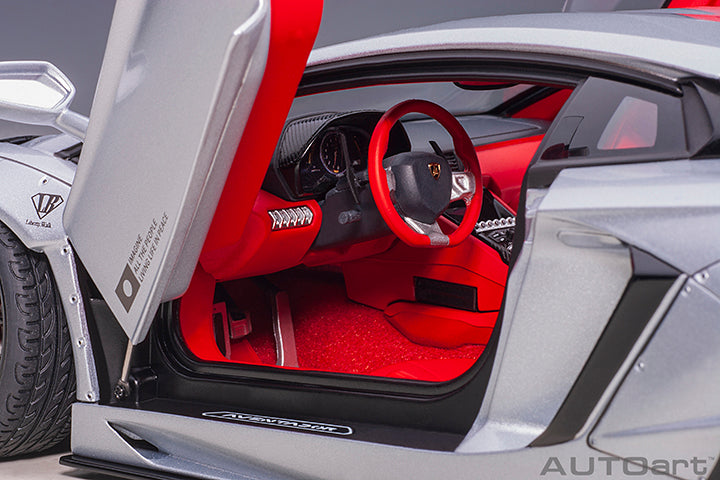 AUTOart 1:18 Liberty Walk Lamborghini Aventador Limited Edition in
