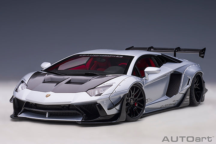Lamborghini Aventador (White) Liberty Walk - 1/18