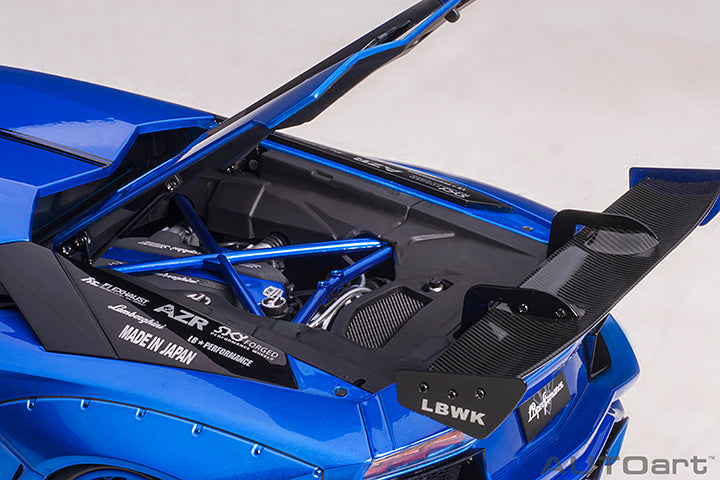 AUTOart 1:18 Liberty Walk Lamborghini Aventador Limited Edition in Hyper Blue