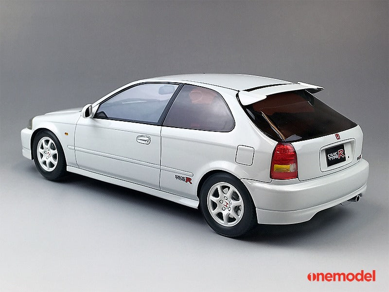 One Model 1:18 Honda Civic Type-R EK9 Early Version in White